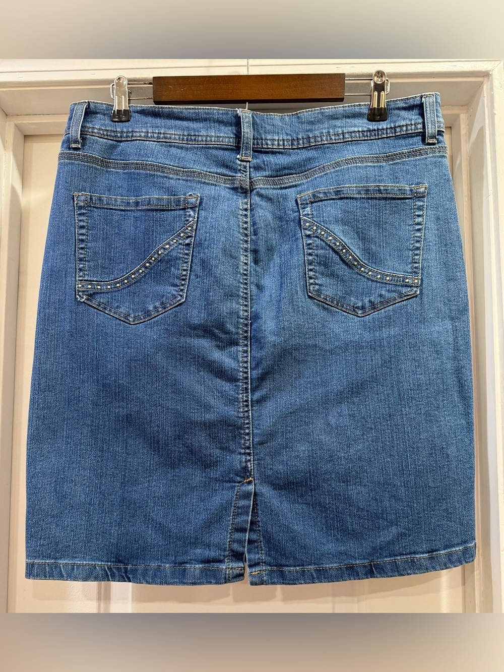 Wrangler Blue Jean Denim Skirt with Stud-Trim Pockets Size 12